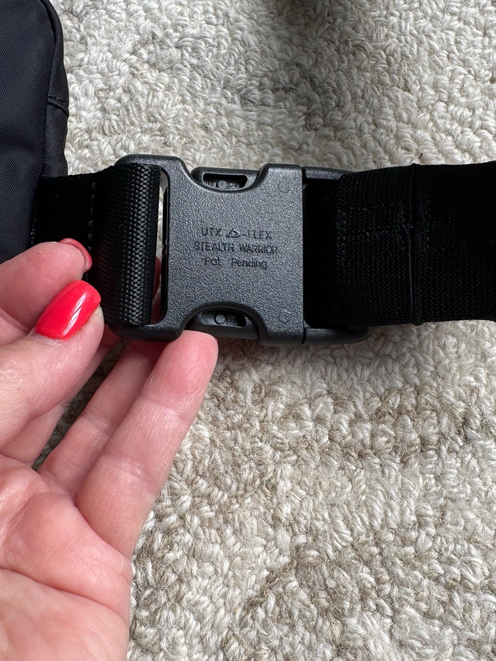 Lululemon Every Where Belt Bag In Black - Picture 10 of 14